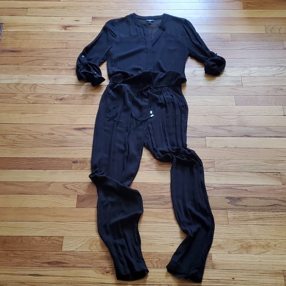 Black thin Jumpsuit. Small